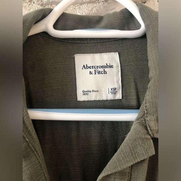 Abercrombie and Fitch long sleeve utility jumpsuit - Picture 5 of 5